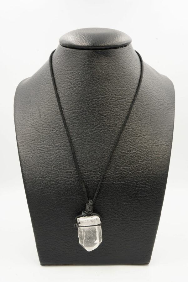 Pendentif en Crystal de roche brut